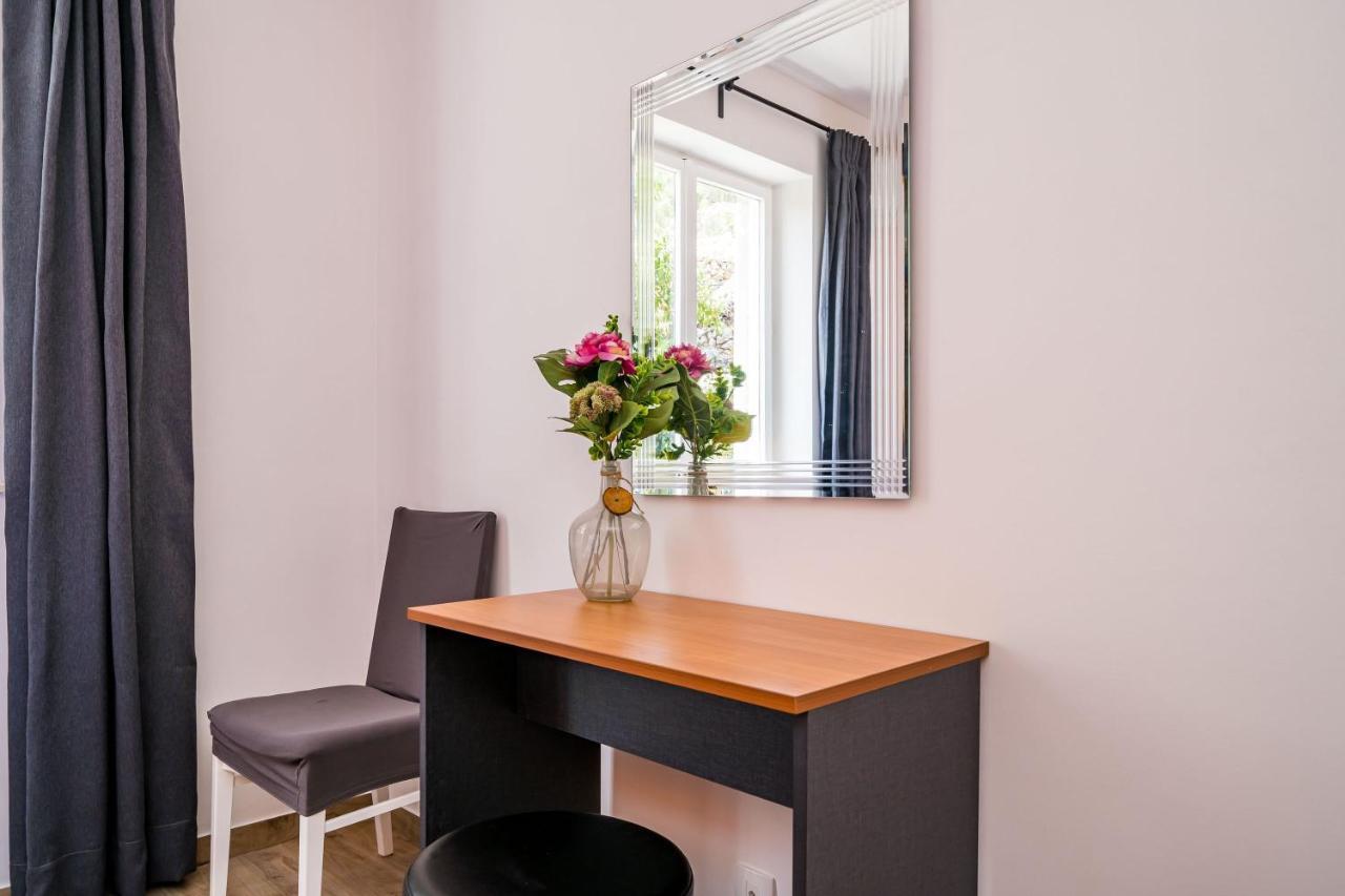 Nona'S Paradise Apartment - Free Parking Затон Екстер'єр фото