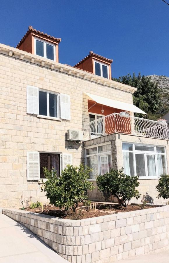 Nona'S Paradise Apartment - Free Parking Затон Екстер'єр фото